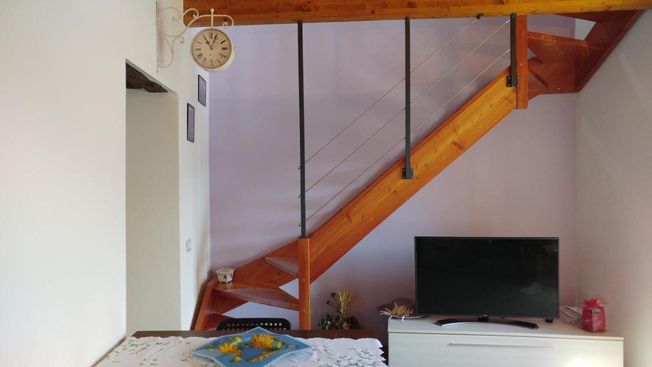 La Casa Delle Fate Villa Cremia ภายนอก รูปภาพ