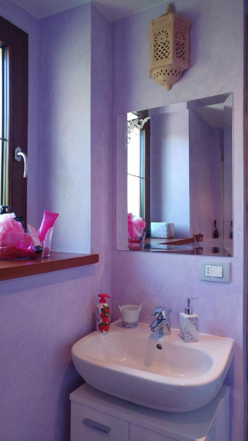 La Casa Delle Fate Villa Cremia ภายนอก รูปภาพ