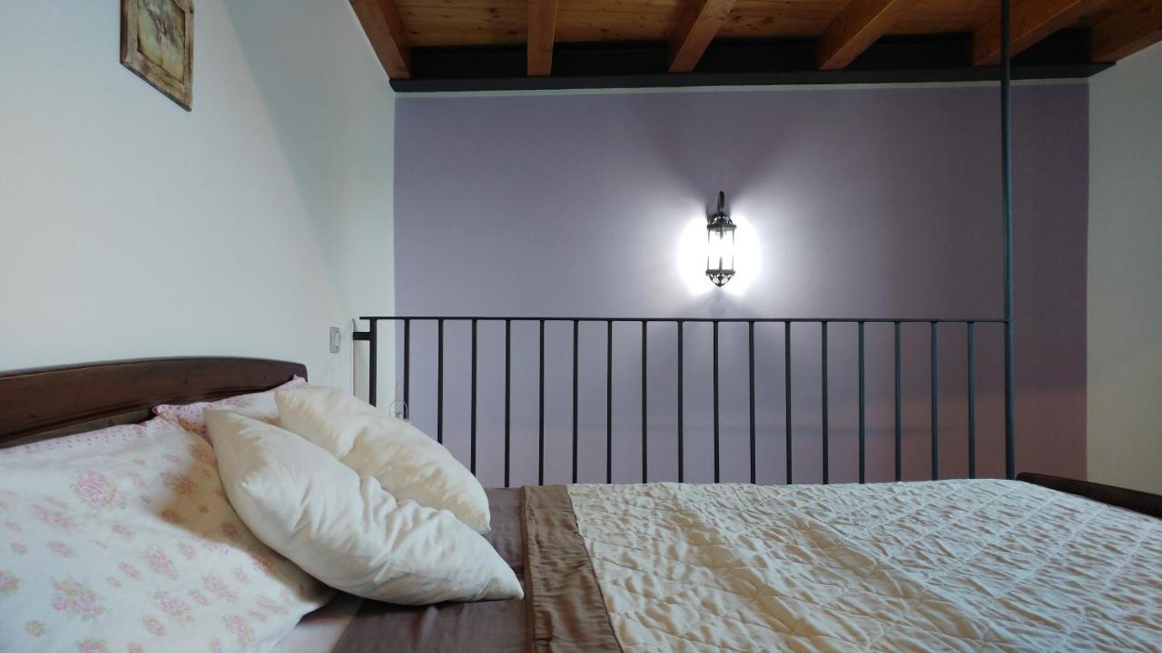 La Casa Delle Fate Villa Cremia ภายนอก รูปภาพ